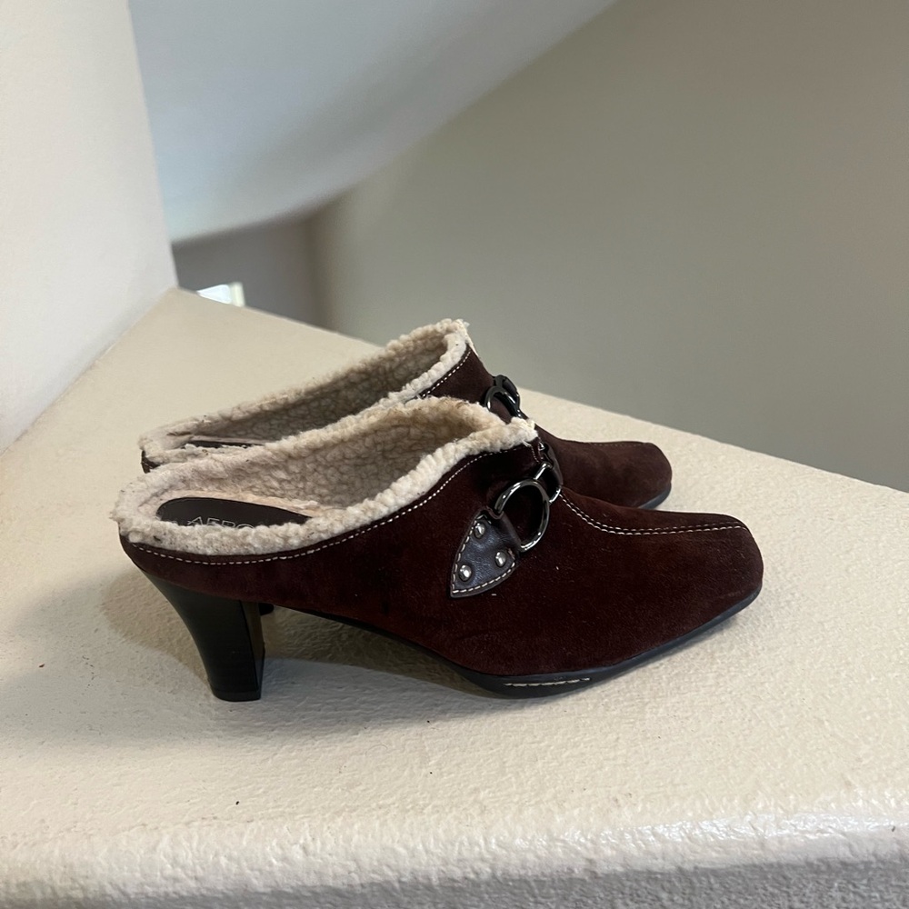 Aerosoles Women‎ Cinchshearly Slip On Heel Pumps Mules Square Toe Suede Brown 8